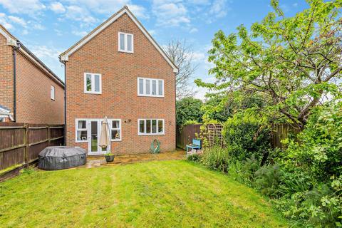 5 bedroom detached house for sale, Station Road, Harrietsham, Maidstone