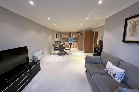 2 bedroom apartment to rent, Dixon Court, Chelford, Macclesfield