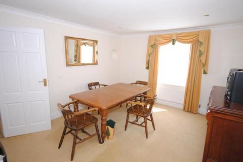 3 bedroom cottage to rent, Cheapside Road, Berkshire SL5