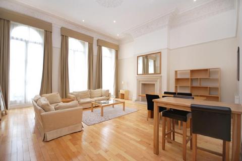 2 bedroom flat to rent, Lancaster Gate, Hyde Park