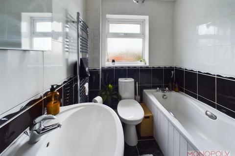 12 Bader Court, Wrexham, LL13 9QN
