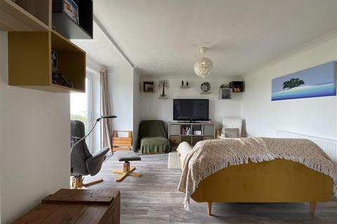 2 bedroom flat for sale, Scholes Park Road, Scarborough, YO12 6RR