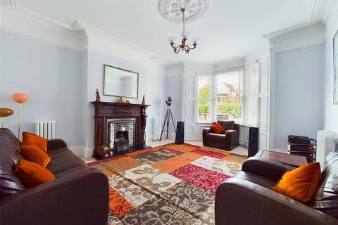 5 bedroom semi-detached house for sale, Marine Avenue, Whitley Bay