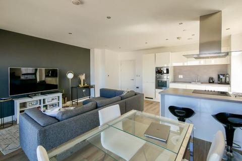 2 bedroom apartment for sale, Bayscape, Cardiff Bay