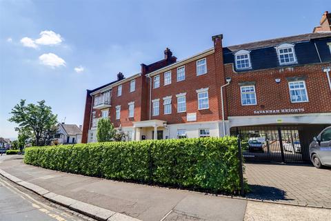 2 bedroom retirement property for sale, Old Leigh Road, Leigh-On-Sea SS9