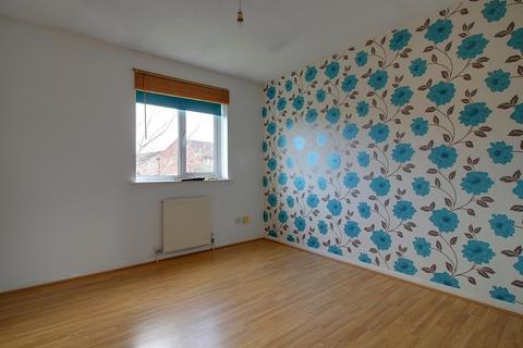 2 bedroom end of terrace house to rent, Willow Road, Scarning, Dereham