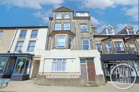 1 bedroom flat to rent, London Road South, Lowestoft, NR33