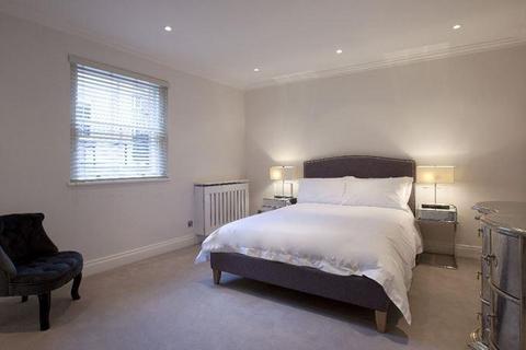 1 bedroom apartment to rent, Grosvenor Hill, Mayfair