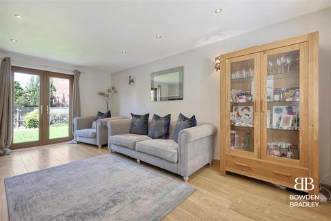 3 bedroom end of terrace house for sale, Lea View, Waltham Abbey