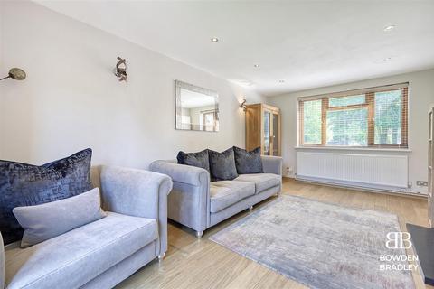 1 Lea View, Waltham Abbey, EN9 1BJ