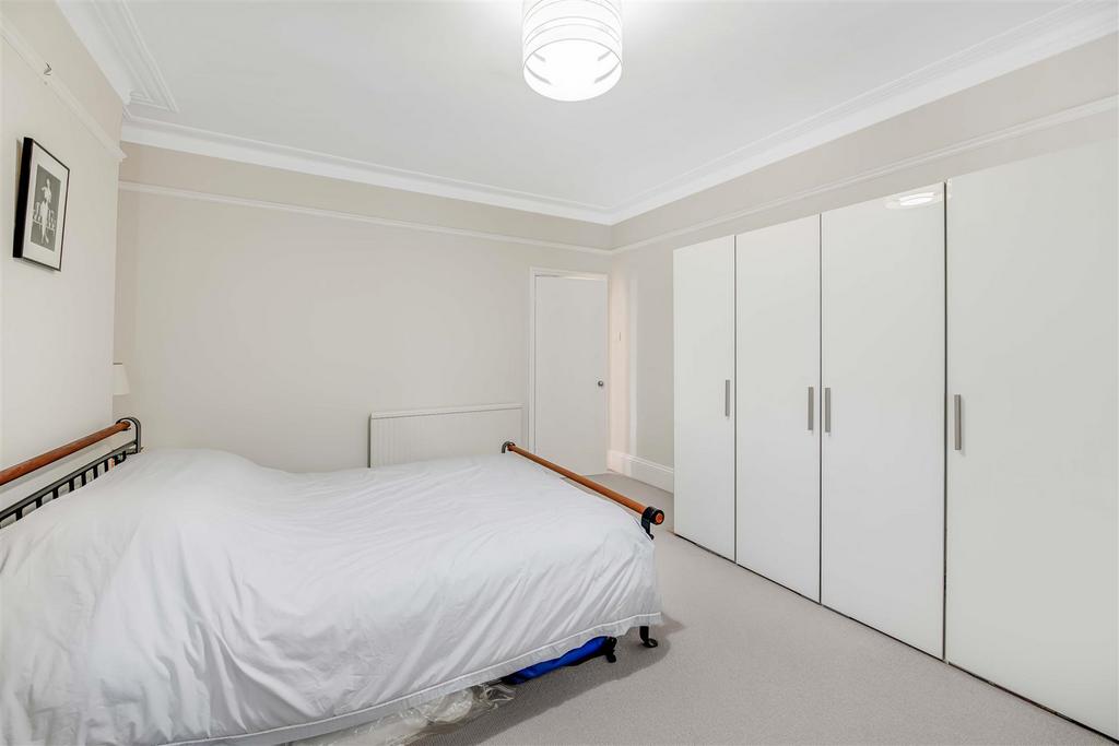 James anderson - 85a erpingham rd 3 .jpg
