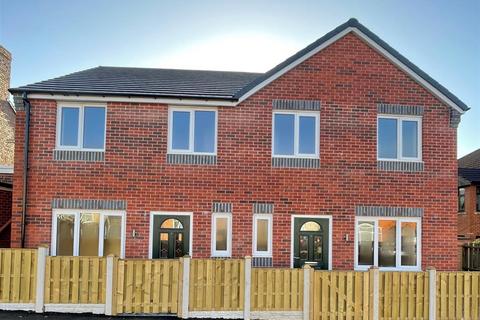 3 bedroom semi-detached house for sale, Charlesworth Street, Bolsover, Chesterfield