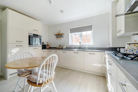 2 bedroom apartment for sale, Thomas Road, Aylesford