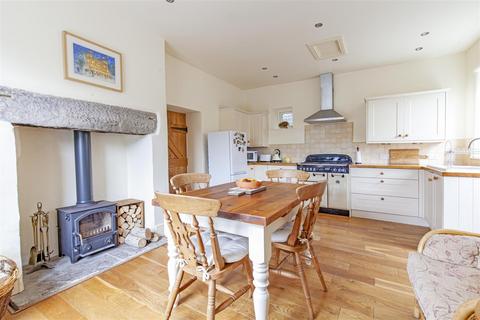 3 bedroom detached house for sale, Bank House, Terrace Road, Tideswell, SK17 8NA.