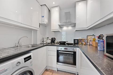 1 bedroom flat to rent, Sinclair Road, London, W14