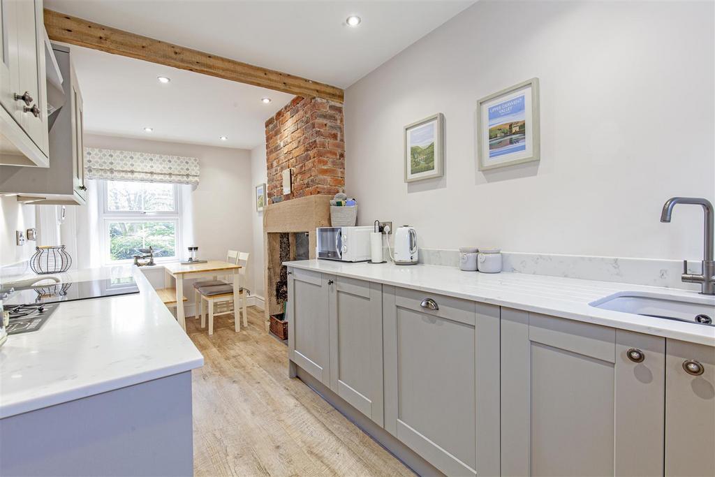 Kitchen-3.jpg