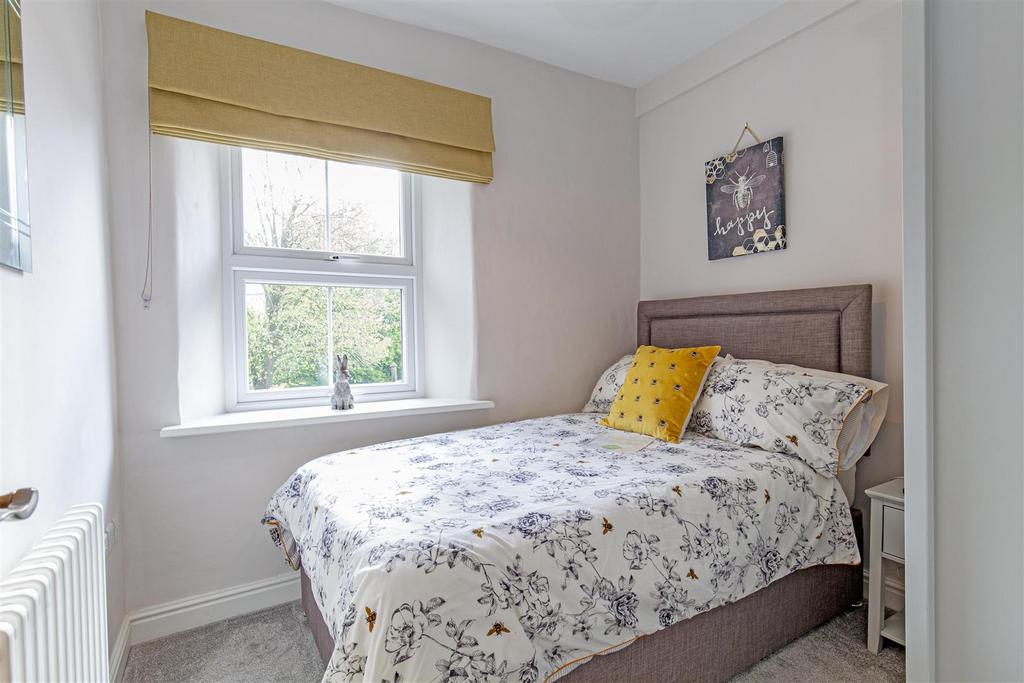 Bedroom 2-1.jpg