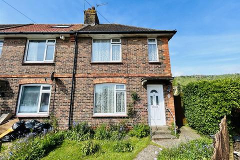 2 bedroom end of terrace house for sale, Beechy Gardens, Eastbourne BN20