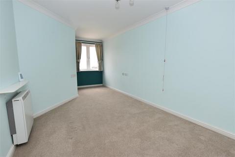 1 bedroom flat for sale, Goulding Court, Beverley