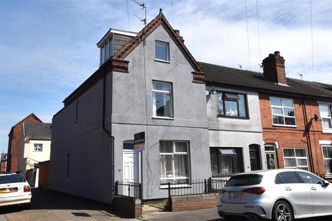 3 bedroom end of terrace house for sale, Third Avenue, Goole