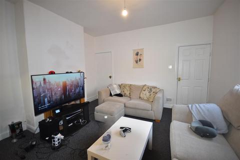 3 bedroom end of terrace house for sale, Third Avenue, Goole