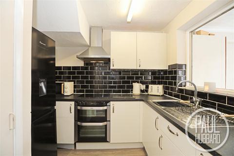 2 bedroom terraced house for sale, Daffodil Walk, Lowestoft, NR33