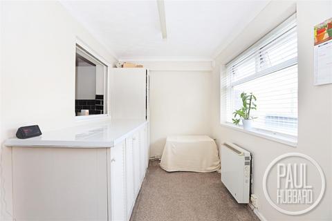 39 Daffodil Walk, Lowestoft, NR33 8NR
