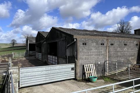 Farm for sale, Teifi Valley, Llanybydder