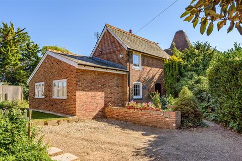 3 bedroom detached house for sale, Durlock Road, Canterbury CT3