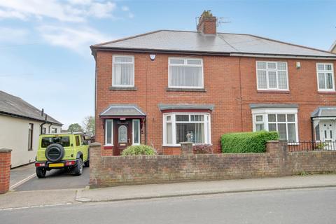 3 bedroom semi-detached house for sale, Sherburn Road, Gilesgate, Durham, DH1
