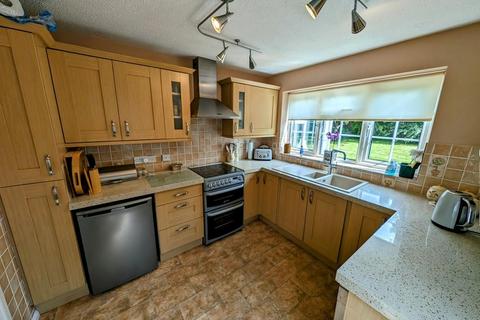 3 bedroom house for sale, Cornwall Crescent, Yate, Bristol
