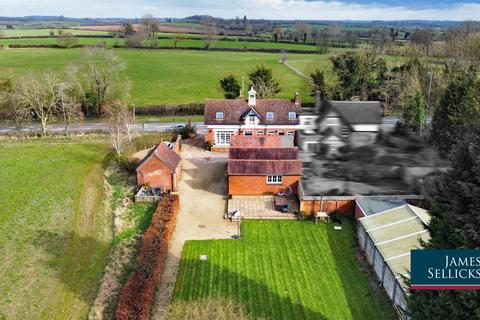 4 bedroom character property for sale, Phoenix House, Kibworth Harcourt, Leicestershire