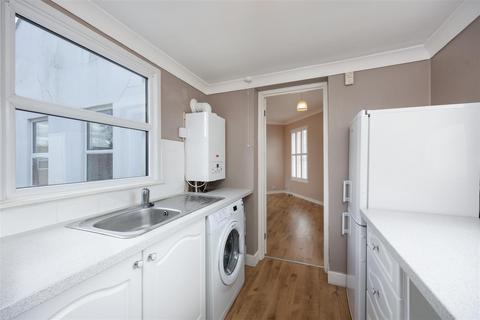 3a Heath Road, Thornton Heath, CR7 8NF