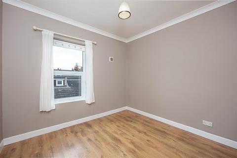 3a Heath Road, Thornton Heath, CR7 8NF
