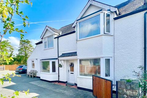 3 bedroom house for sale, John Street, Llanrwst