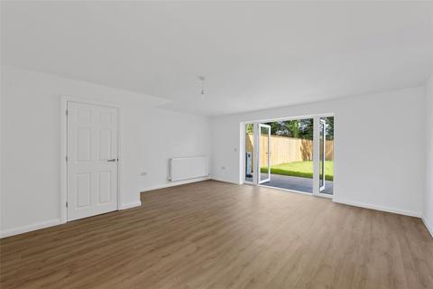 3 bedroom terraced house for sale, Cedar Drive, Edenbridge, Kent, TN8