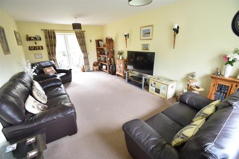 22 Fennel Road, Portishead, Bristol, BS20 7FB
