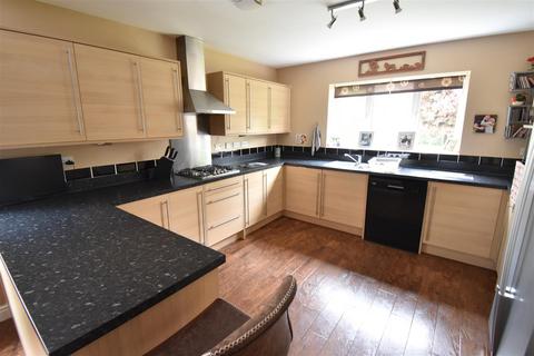 22 Fennel Road, Portishead, Bristol, BS20 7FB