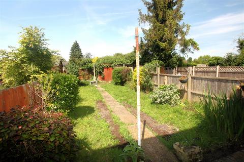 2 bedroom terraced house for sale, Hawkes Road, Mitcham