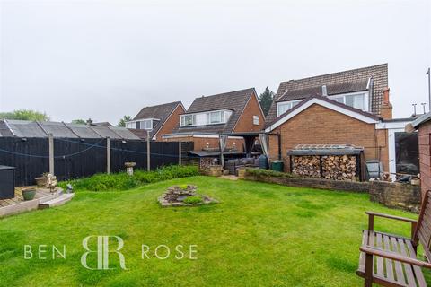 4 bedroom detached house for sale, Slater Lane, Leyland