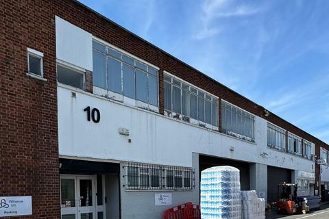 Industrial unit to rent, 117-119 Denmark Road, London SE5