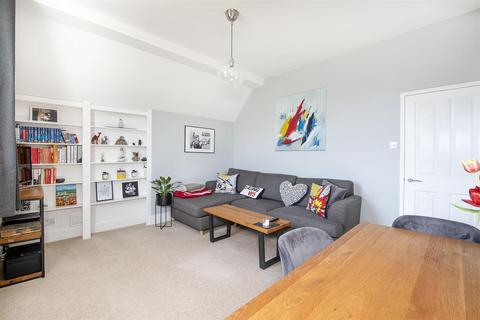 1 bedroom flat for sale, Grange Park, Ealing, W5