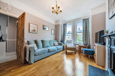 2 bedroom flat for sale, Briscoe Road, Colliers Wood SW19