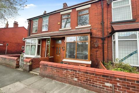 3 bedroom terraced house for sale, Holden Road, Leigh