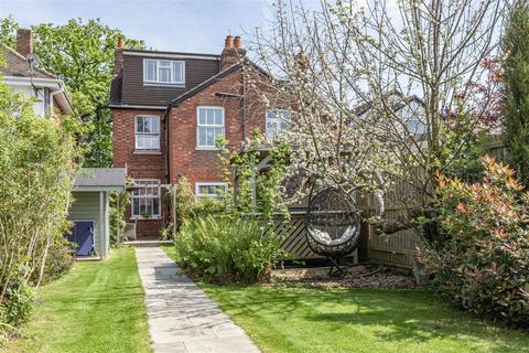 4 bedroom semi-detached house for sale, New Haw Road, New Haw