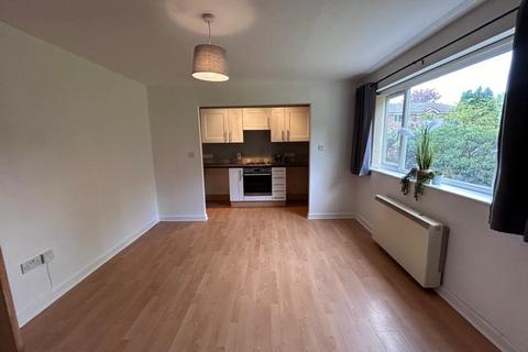 1 bedroom flat to rent, St Gabriels Mews, Middleton, M24 2UY