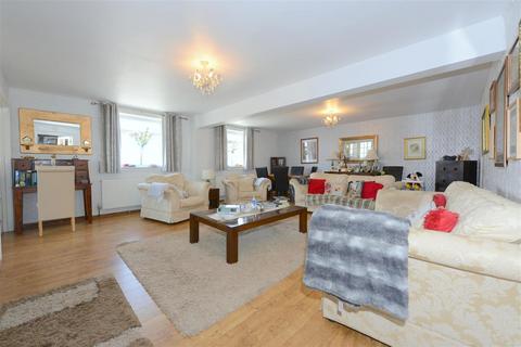 4 bedroom house for sale, Pulverbatch, Shrewsbury