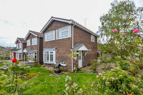 3 bedroom detached house for sale, Hudson Road, Leigh-On-Sea SS9