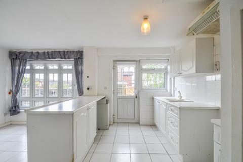 3 bedroom detached house for sale, Hudson Road, Leigh-On-Sea SS9