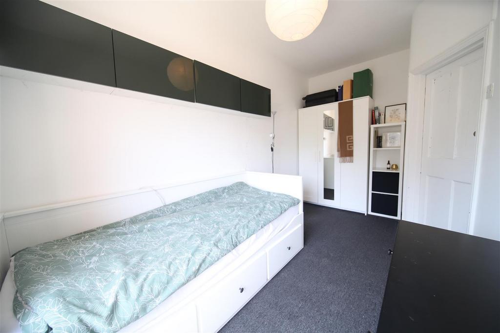 Bedroom 3 2.jpg
